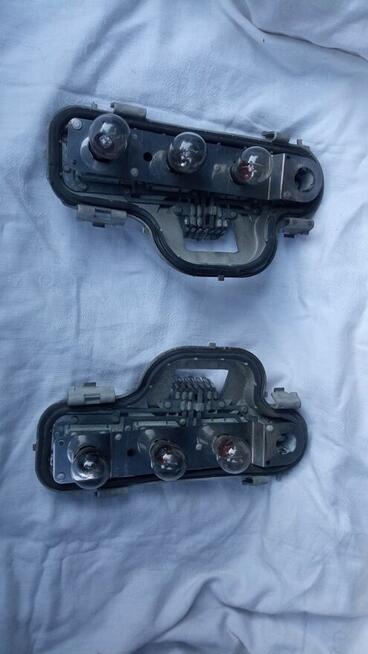 Oprawki żarówki lamp tylnych opel astra g hachback 3-5drzwi