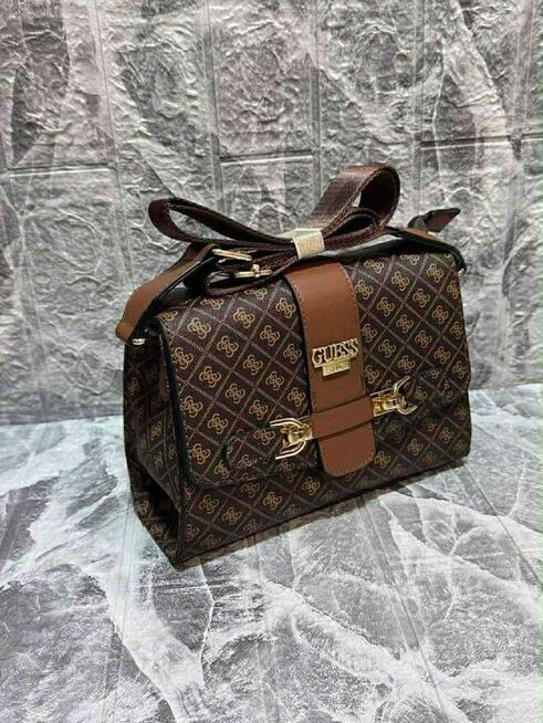 Torebki damskie modne