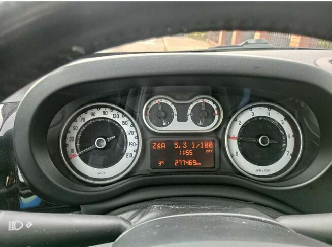 Fiat 500L Trekking, diesel 1.6 Multijet o mocy 105 KM, 2013