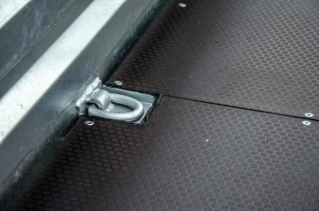 Przyczepa koparkowa do walca agregatu 3 osiowa 3500kg najazd