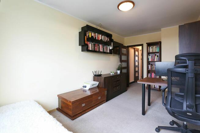 Dwupoziomowe bez skosów.Pow.86,5m2 ul.Klaudyny.