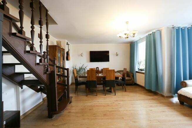 Dwupoziomowe bez skosów.Pow.86,5m2 ul.Klaudyny.