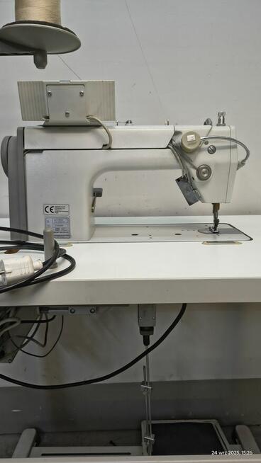 Maszyna do szycia tr. igłowy Durkopp Adler 272-140342-01