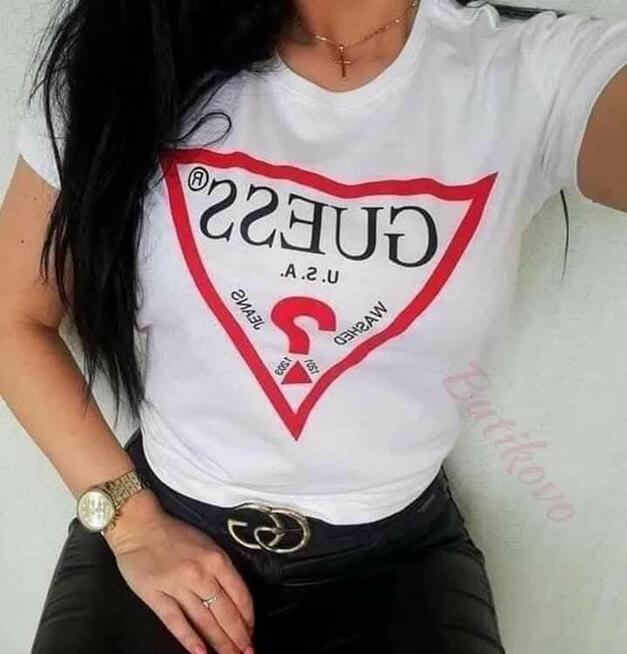 Bluzki damskie modne