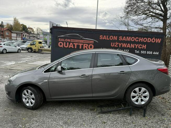 Opel Astra Salon Polska. Fabryczna instalacja Gazowa