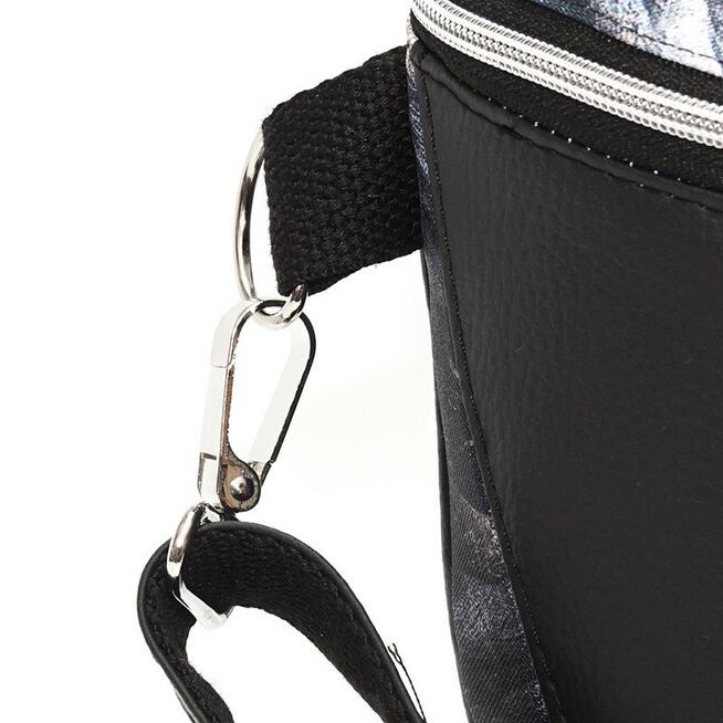 Torebka-Nerka Czarna z Motywem Szarych Piór – 3w1 Handmade