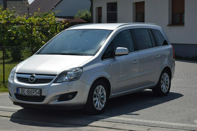 Opel Zafira 1.6B Klimatronik/ Xenon/ PDC/ 2013r/ 7 OSOBOWY Sprowadzony