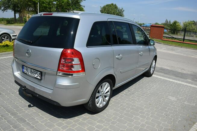Opel Zafira 1.6B Klimatronik/ Xenon/ PDC/ 2013r/ 7 OSOBOWY Sprowadzony