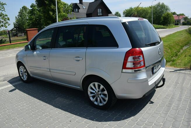 Opel Zafira 1.6B Klimatronik/ Xenon/ PDC/ 2013r/ 7 OSOBOWY Sprowadzony
