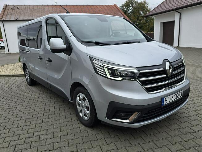Renault Trafic 2,0dci Salon PL.Serwis.9 Osobowe..LONG.t.Parktronic.Ledy.OKAZJA