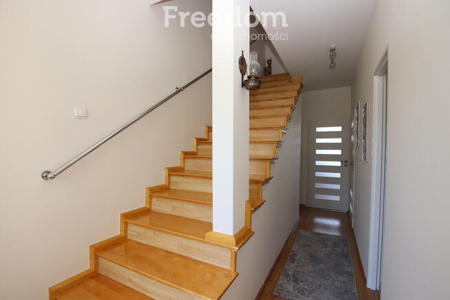 Zadbany bliźniak 90 m² z garażem i ogrodem