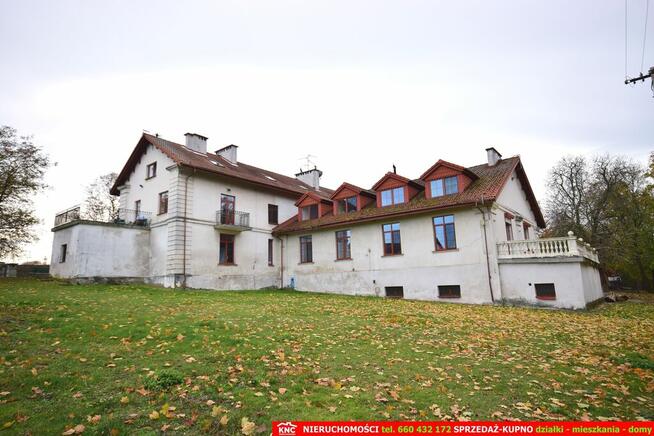 Zabytkowy Zespół Dworsko-Parkowy (XIXw. 1880 r)