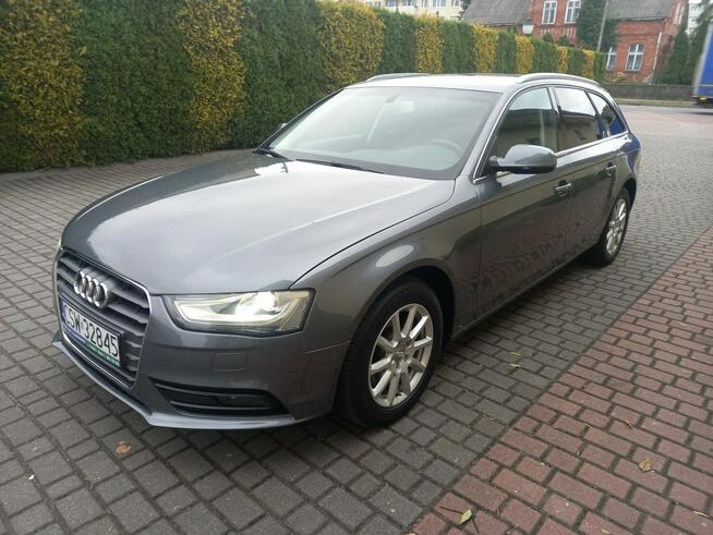 Audi A4 2.0Tdi 143KM Lift Manual 2xLedy Bi-Xenony Navi Zadbany Zarejestrowany