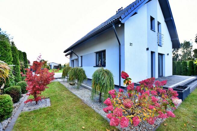 Dom Żabia Wola gm. Głusk