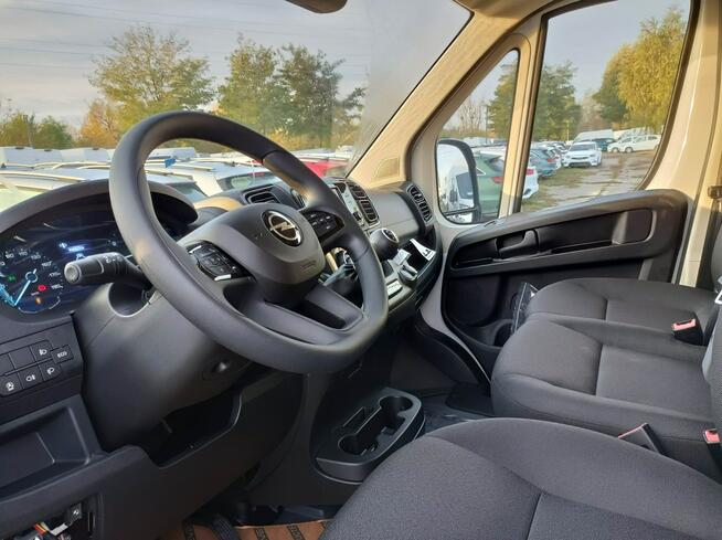 Opel Movano Furgon L4H3 180KM -- 17m3 RP 2025