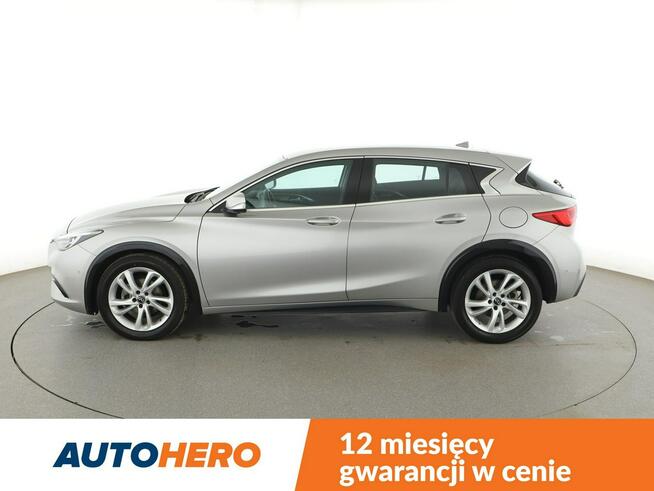 Infiniti Q30 1.5 Diesel Premium Klimatronik Nawigacja Grzane Fotele Kamera PDC LED