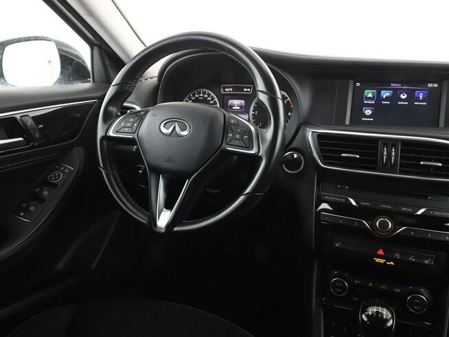 Infiniti Q30 1.5 Diesel Premium Klimatronik Nawigacja Grzane Fotele Kamera PDC LED