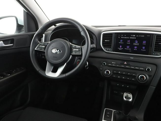 Kia Sportage navi klima auto grzane fotele i kierownica kamera i czujniki parkowani