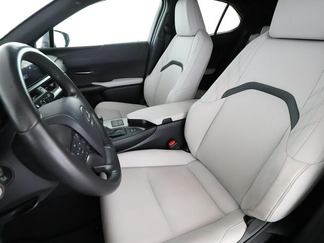 Lexus UX Executive Navi Kamera cofania Klimatyzacja Podgrzewane fotele