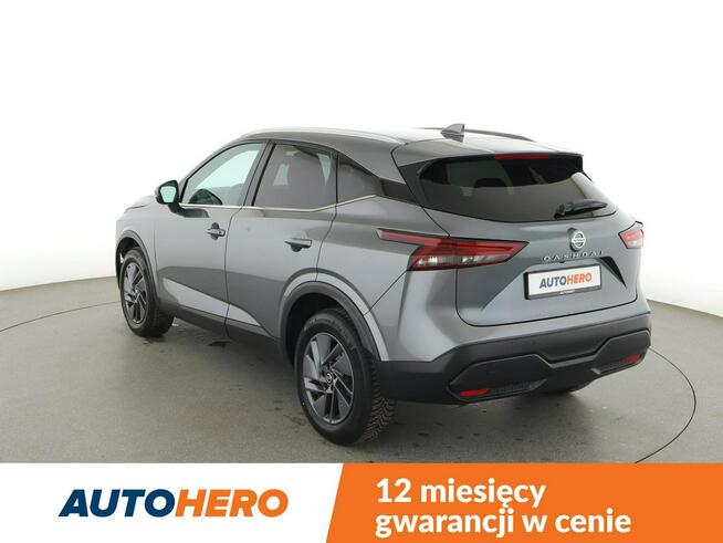 Nissan Qashqai mHEV panorama ACC klima-auto