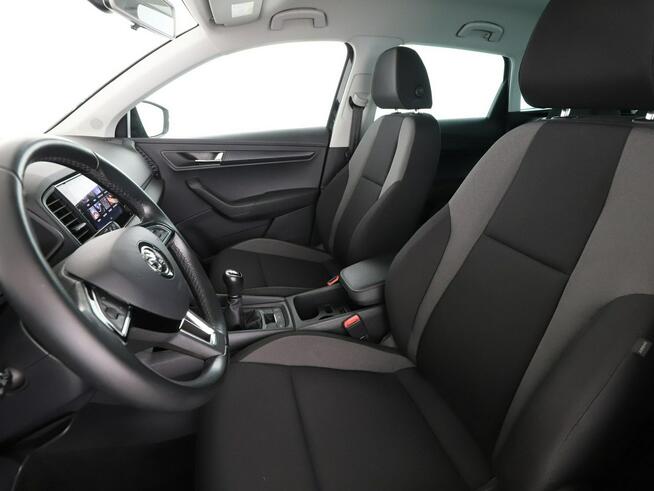 Škoda Karoq navi klima auto kamera i czujniki parkowania