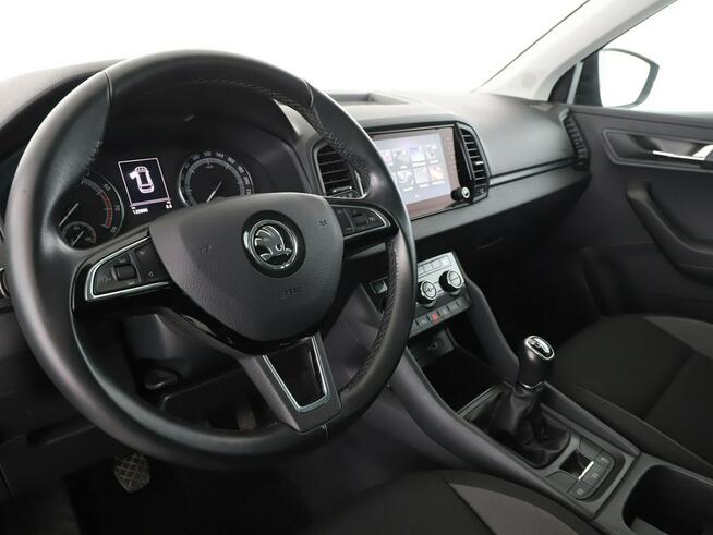 Škoda Karoq navi klima auto kamera i czujniki parkowania