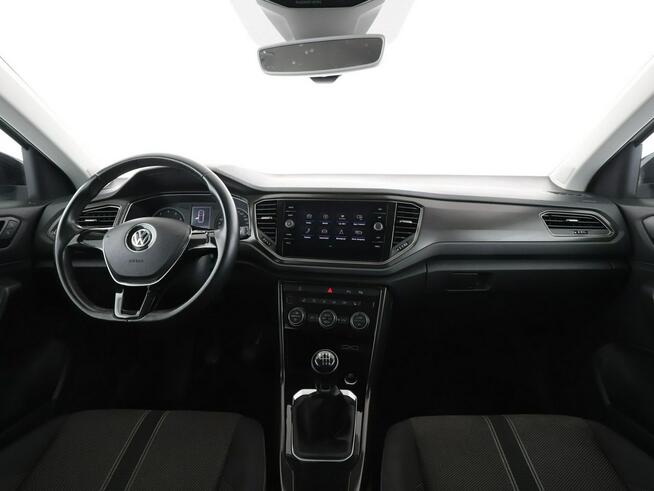 Volkswagen T-Roc navi klima auto grzane fotele czujniki parkowania