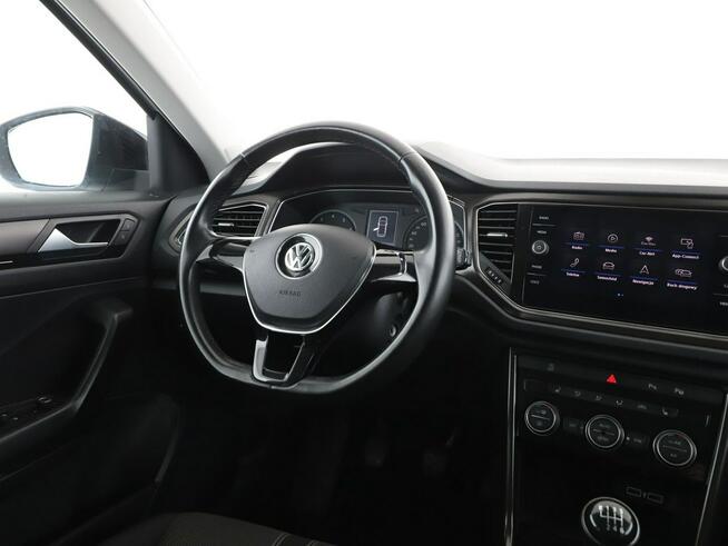 Volkswagen T-Roc navi klima auto grzane fotele czujniki parkowania