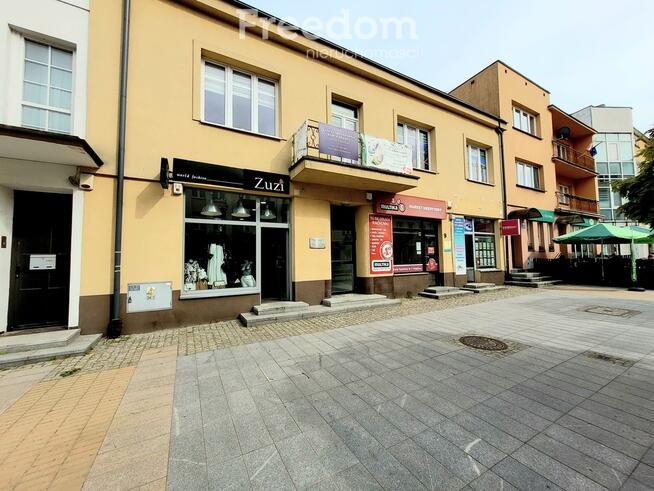 Atrakcyjny przestronny lokal w Centrum + parking
