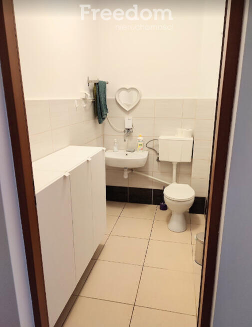 Atrakcyjny przestronny lokal w Centrum + parking