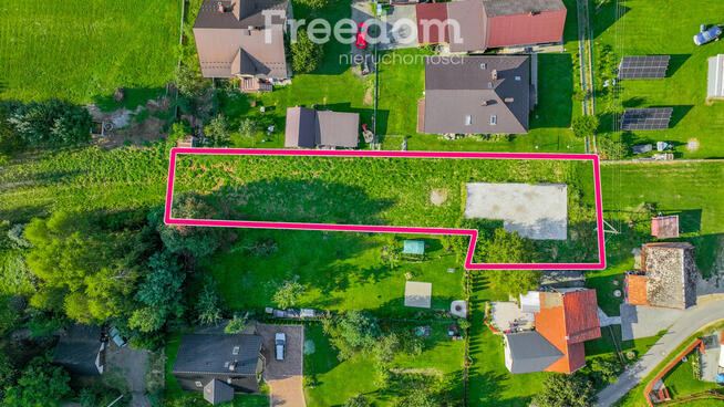 Działka budowlana z fundamentem – Łękawica