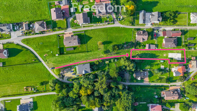 Działka budowlana z fundamentem – Łękawica