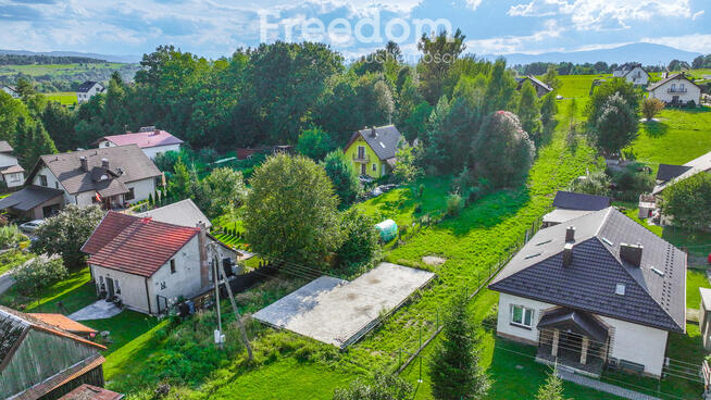 Działka budowlana z fundamentem – Łękawica