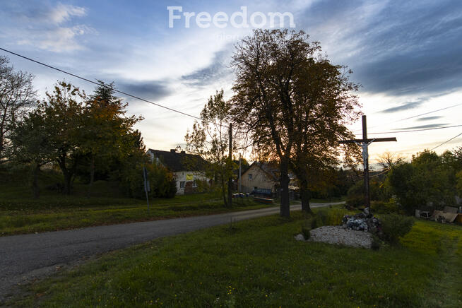 Nadziejów, panorama gór, tani dom do remontu