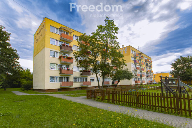 Mieszkanie na osiedlu Podzamcze, trzy pokoje