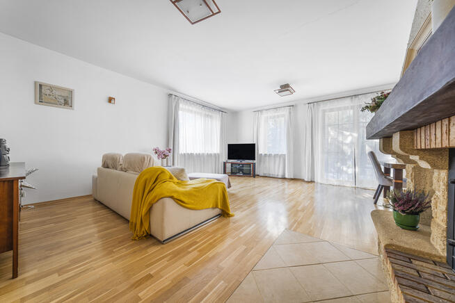 ✅ Sprawdź >>> Dom wolnostojący, 6 pokoi, 2 garaże✅