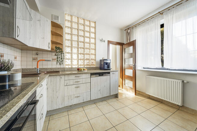 ✅ Sprawdź >>> Dom wolnostojący, 6 pokoi, 2 garaże✅