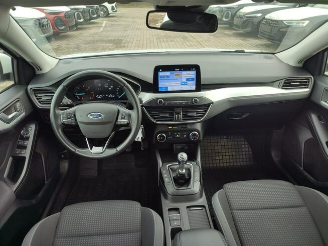 Ford Focus Salon Polska fv23