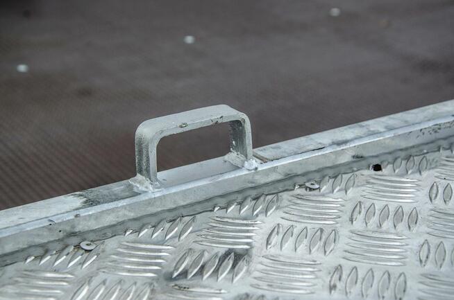 Przyczepa koparkowa do walca agregatu 3 osiowa 3500kg najazd