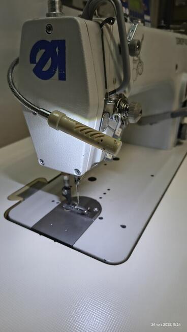 Maszyna do szycia tr. igłowy Durkopp Adler 272-140342-01