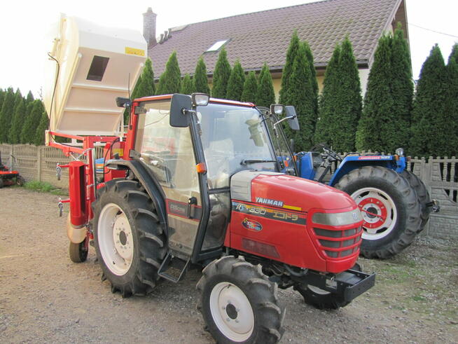 Odkurzacz liści z koszem górnym wysypem