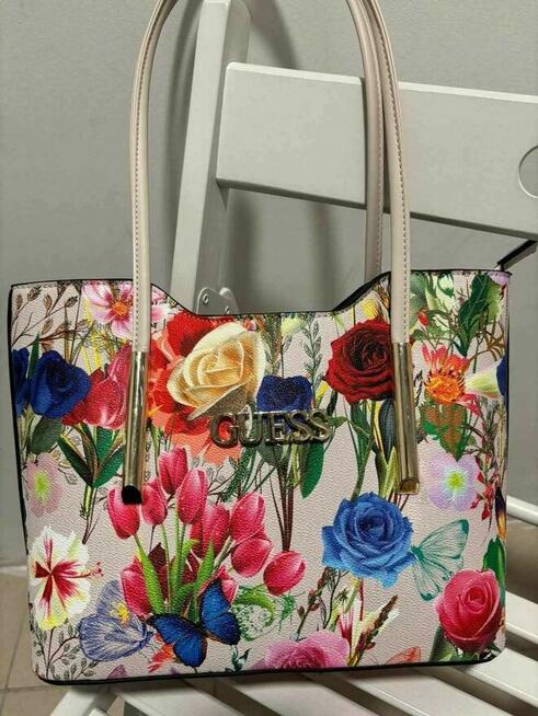 Torebki damskie modne