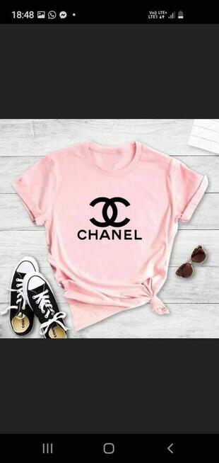 Bluzki damskie modne