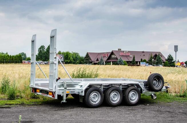 Przyczepa koparkowa do walca agregatu 3 osiowa 3500kg najazd