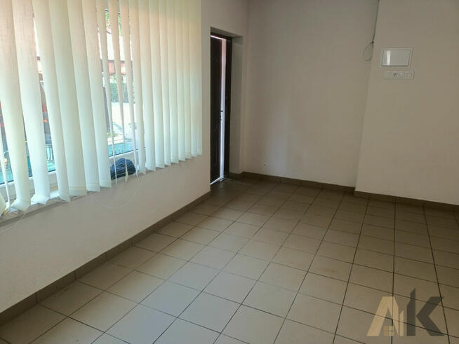 Dochodowy lokal na sprzedaż