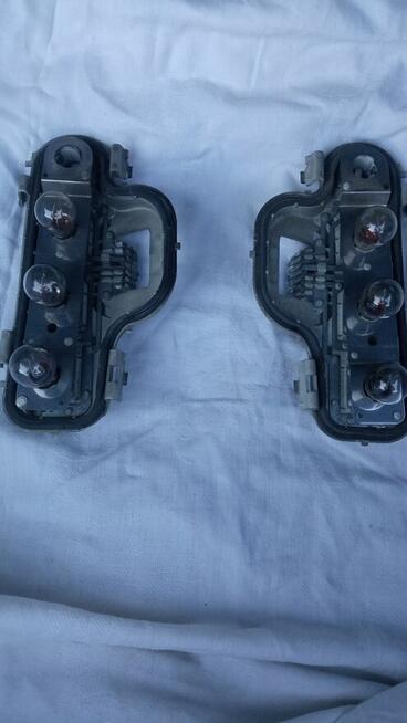 Oprawki żarówki lamp tylnych opel astra g hachback 3-5drzwi