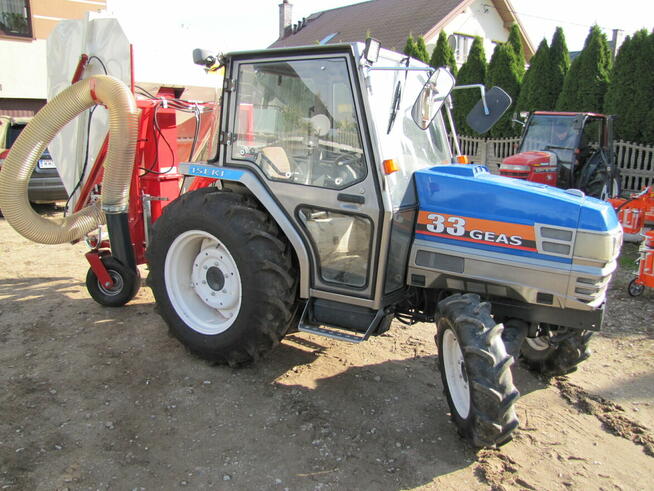 Odkurzacz liści z koszem górnym wysypem