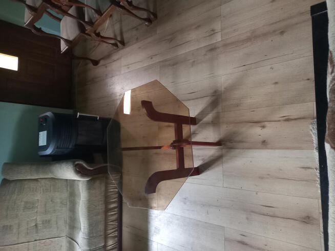 Krzesła dębowe rzeźbione stylowe że