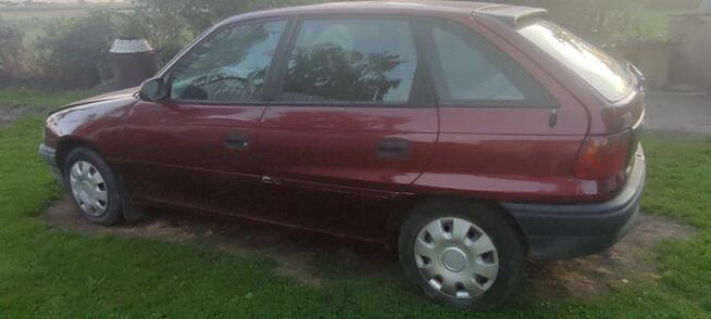 Sprzedam opla astrę F 1.4 16V