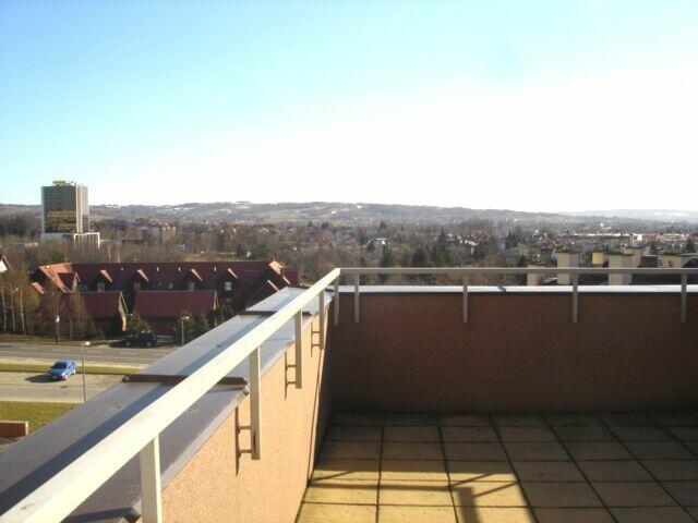 Atrakcyjne mieszkanie z dużym tarasem ul Twardowskiego